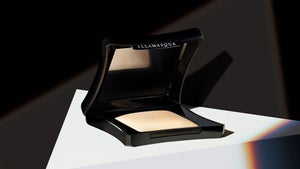 ILLAMASQUA ICONS: WHY DOES EVERYONE LOVE BEYOND POWDER? 