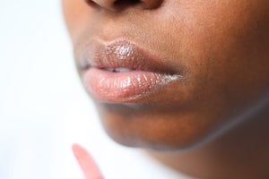 How to Keep Lips Soft and Moisturised