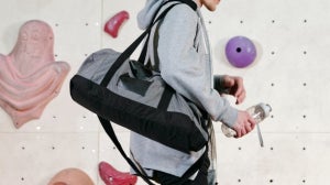 How To Pack The Perfect Gym Bag | 10 Gym Bag Essentials