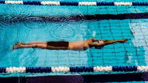 Hardlopen versus zwemmen | Wat is beter voor de gezondheid?
