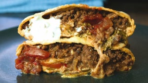 Homemade Beef Crunch Wraps | Fakeaway Favorieten