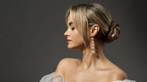 Classic & Timeless Bridal Makeup Look