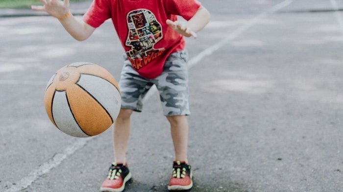 So förderst du bei deinen Kindern einen gesunden Lebensstil und die Liebe zum Sport richtig