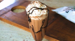 Proteinové mocha frappé | Coffee Boost Whey