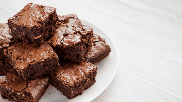 Brownies de chocolate con palomitas 