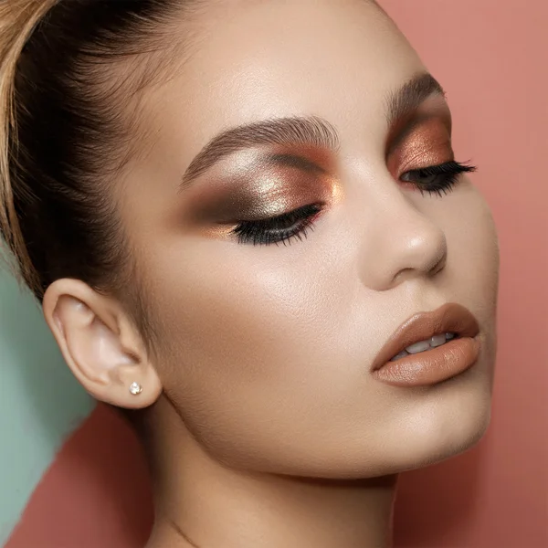 娜塔莎-德诺娜Zendo彩妆盘_4