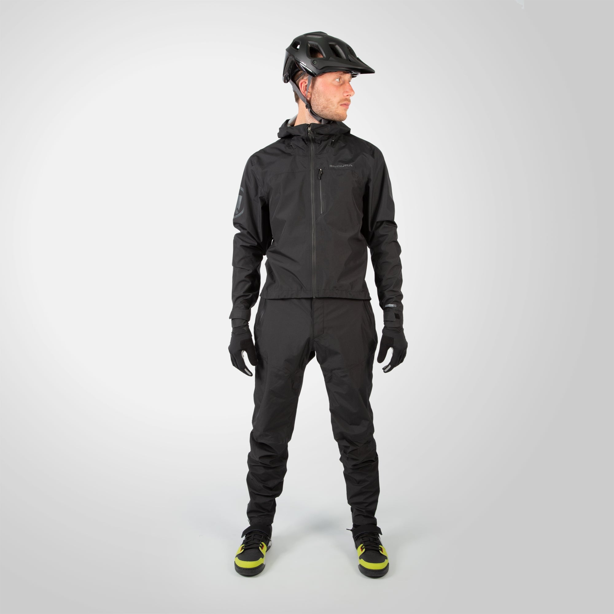 onekgeウェア Men's SingleTrack One Piece - Black | Endura US