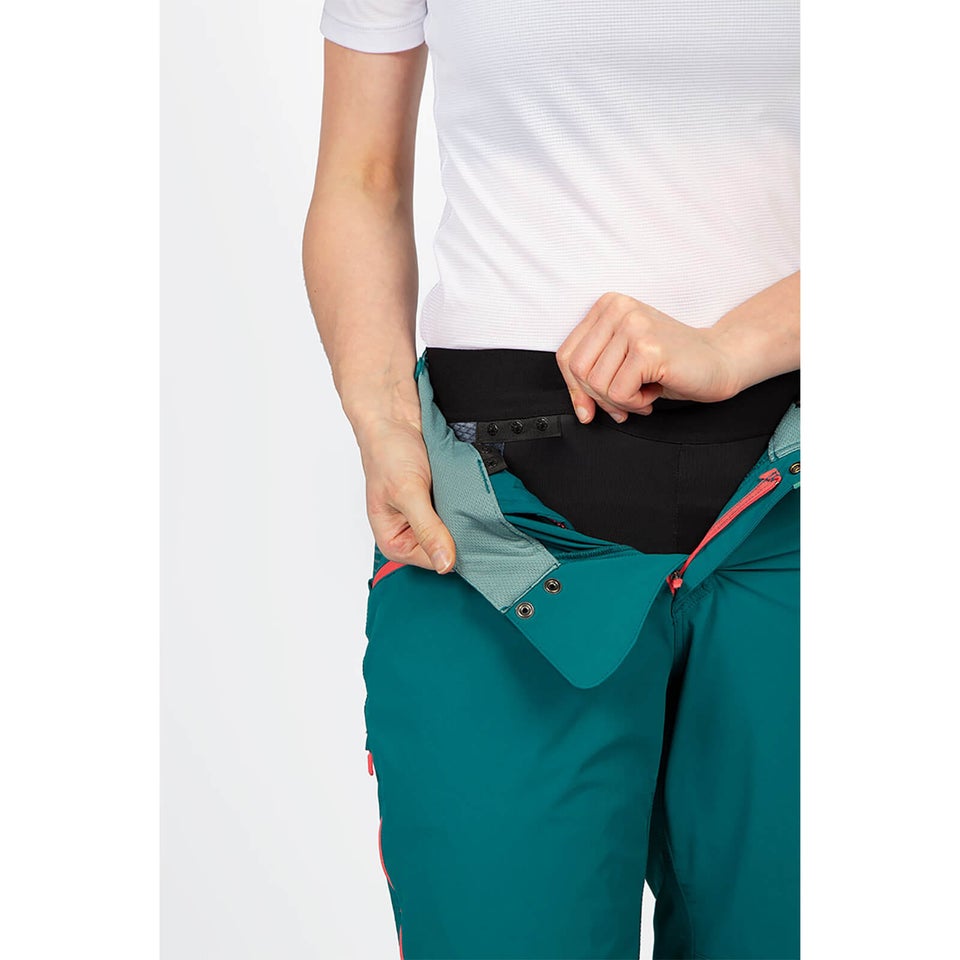 Women's SingleTrack Shorts II - Spruce Green