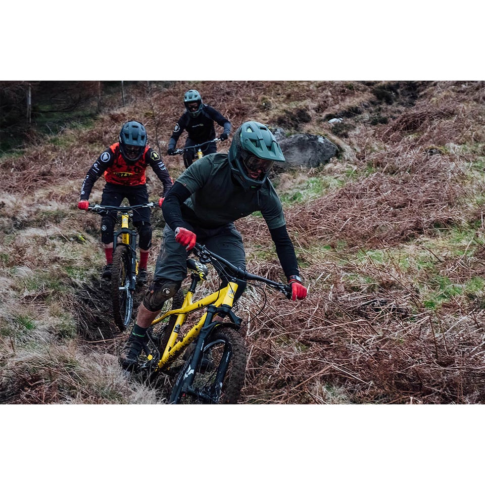 MT500 D3O® Hard Shell Knee Pads - Black