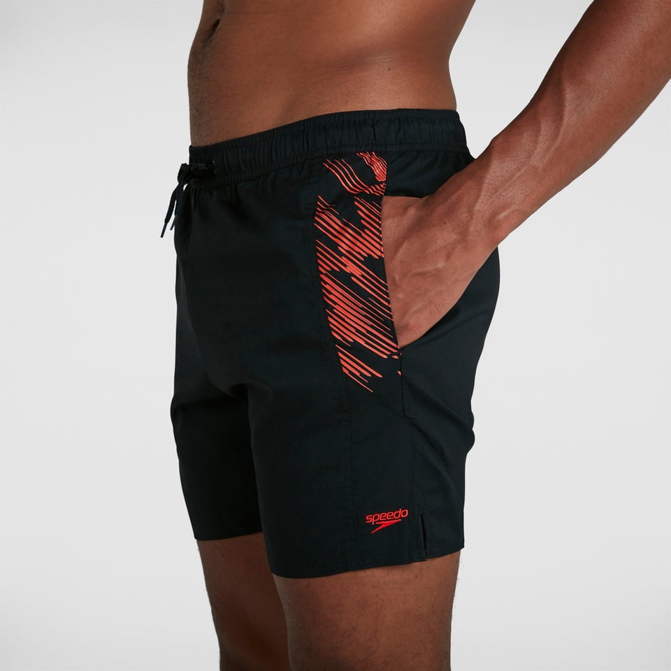 Herren Sport 16" Badeshorts mit Print in Schwarz