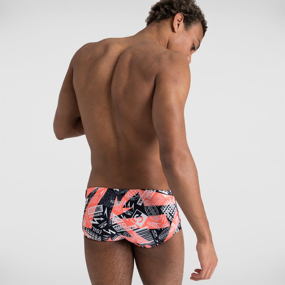 Logo Flash Herren 17 cm Club Training Allover Badehose in Schwarz