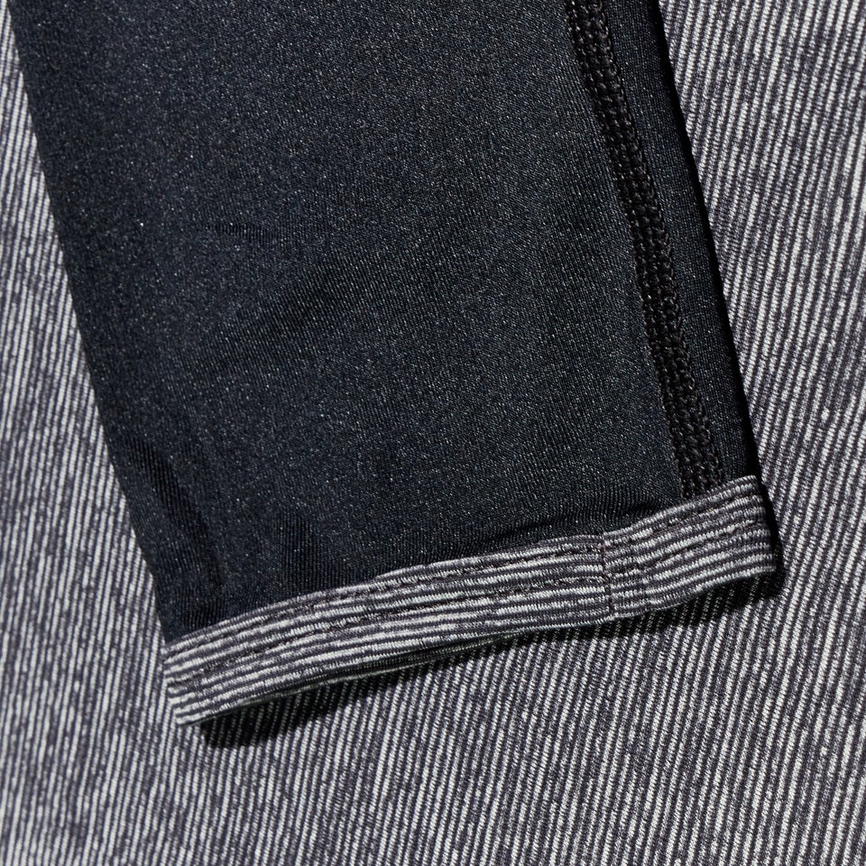 Women's Voyager Tech Tee Long Sleeve Crew - Dark Grey/Black