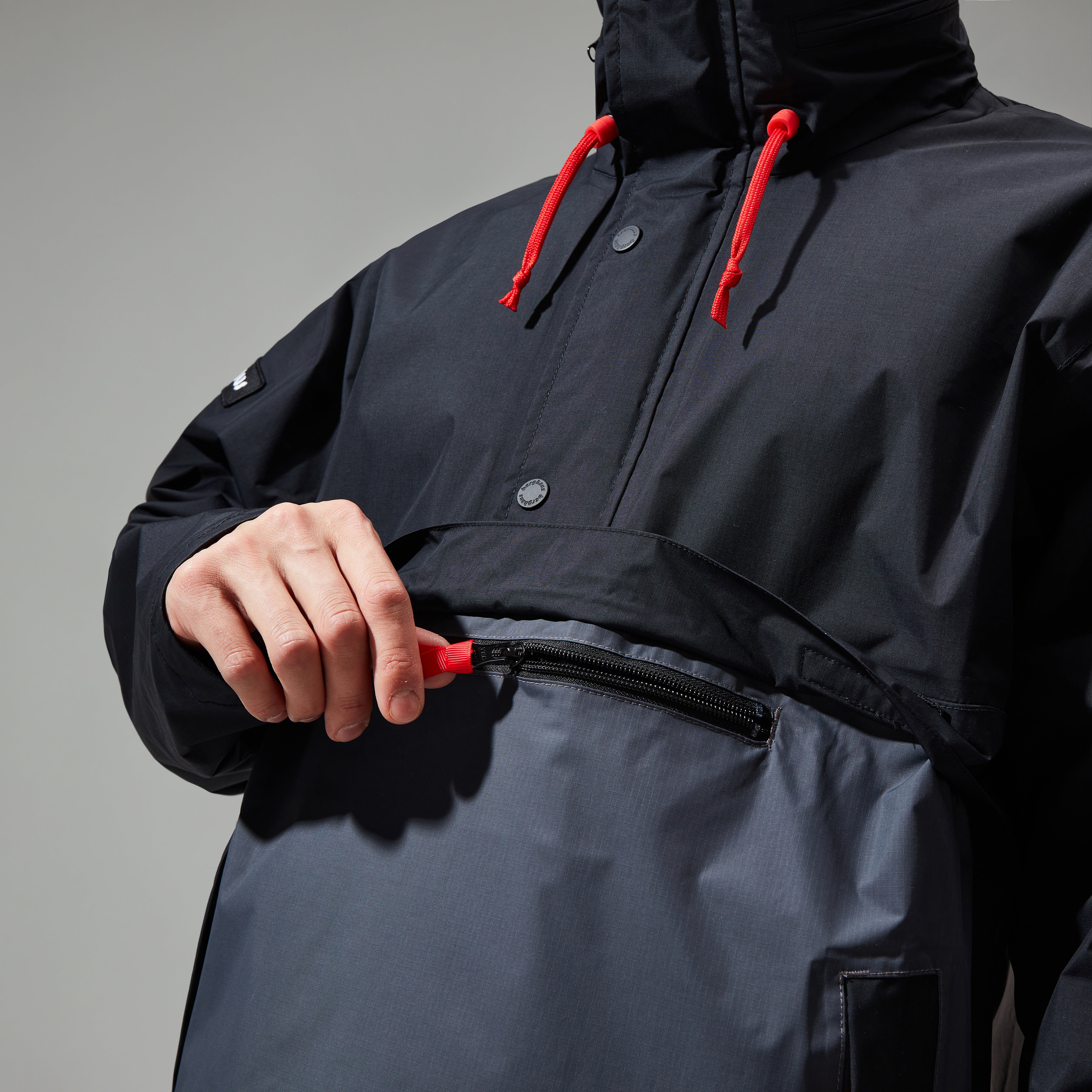 Unisex Ski Smock 86 Shell Half-zip Jackets - Black/Grey | Berghaus