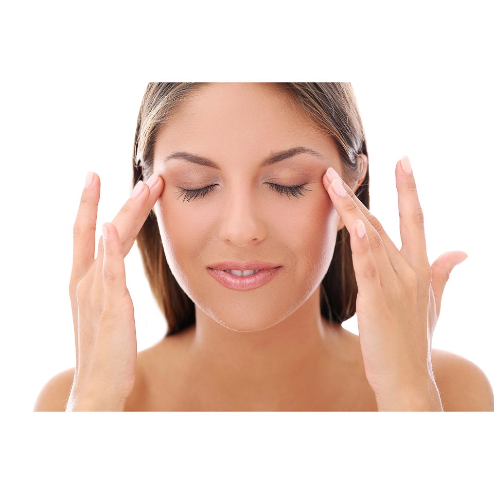 EyeRenew Conceal & De-Age