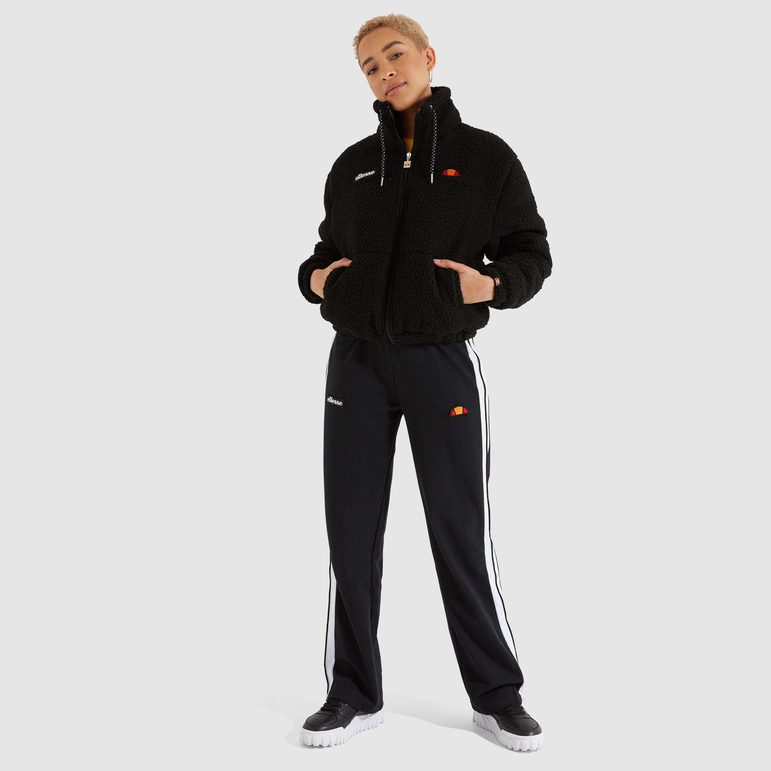 Mollis Padded Jacket Black | ellesse UK