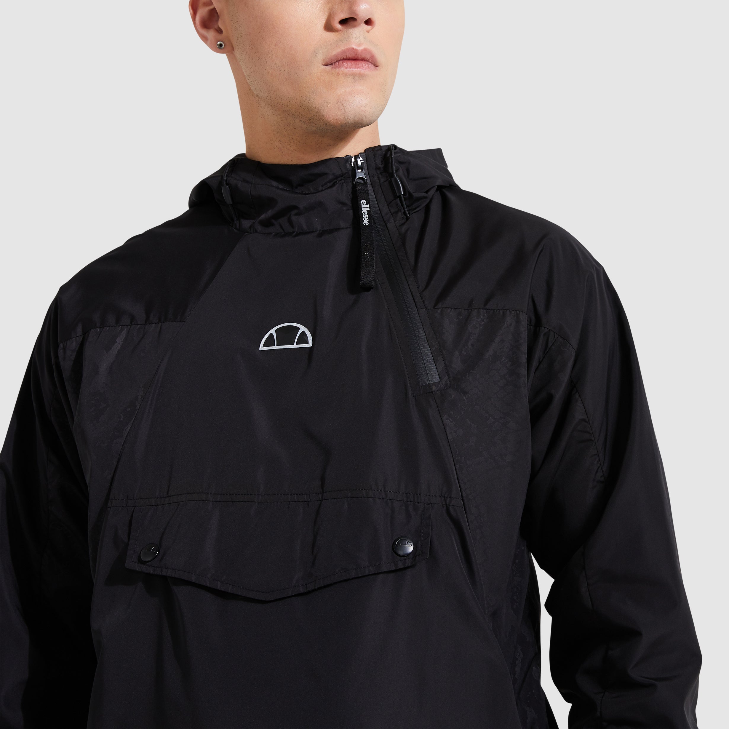 Apocalisse Windrunner Black | ellesse UK