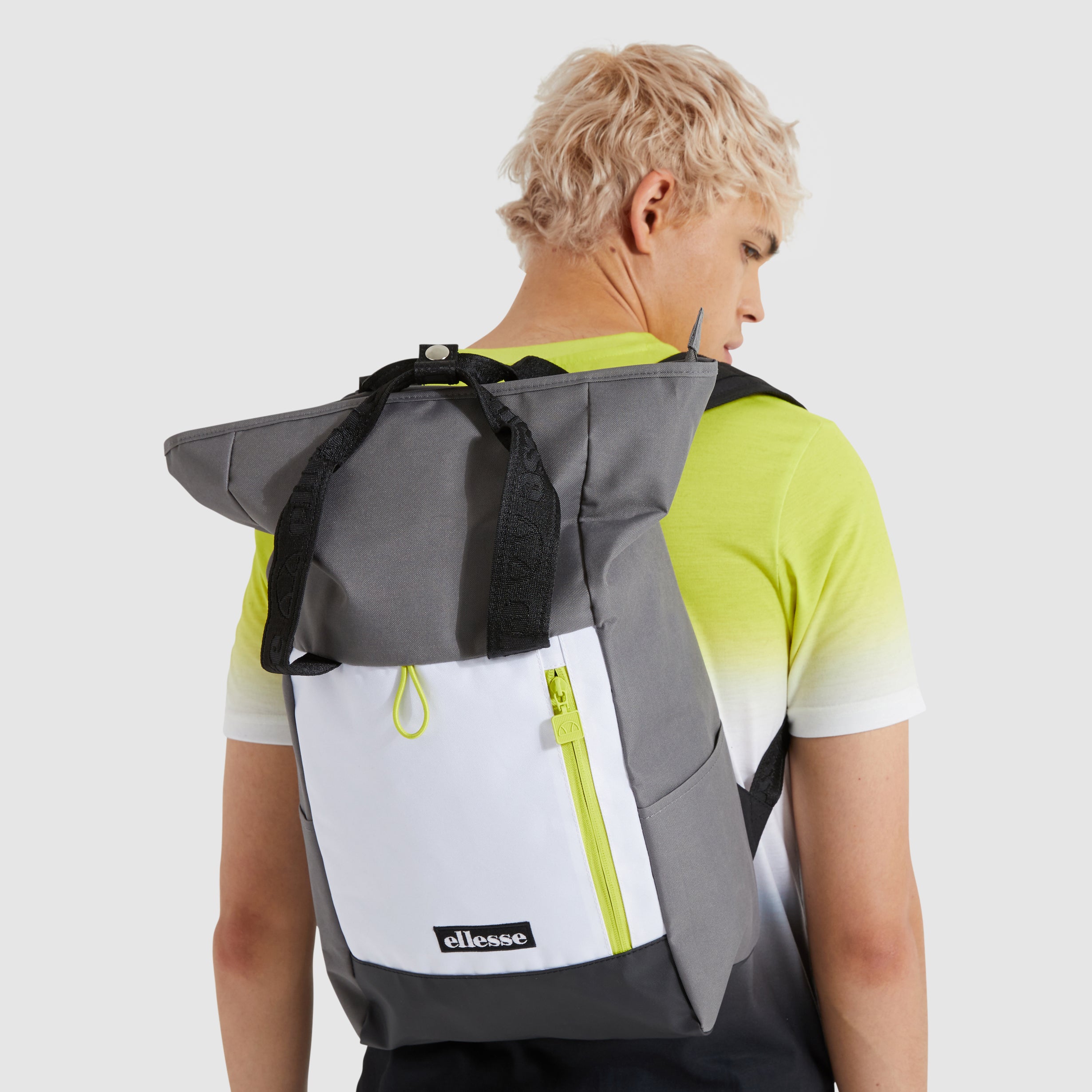 ERA. イーラ BUBBLE CALF ROLLTOP BAG 3L GRAY Trevari Backpack Grey | ellesse UK