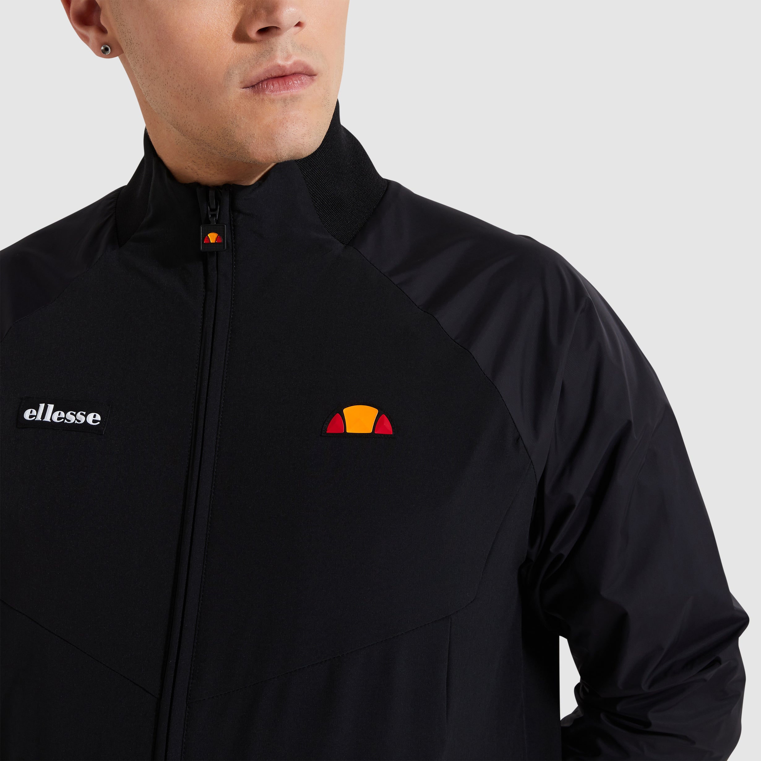 Shawcross Track Top Black | ellesse UK