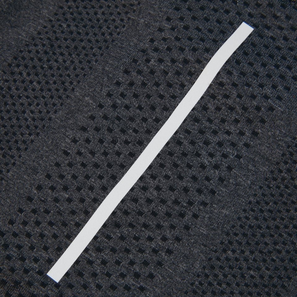 Womens Ireland Seamless Tee Black