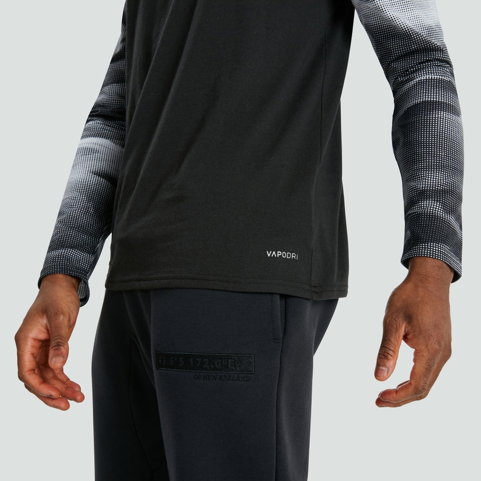 Mens Vapodri Long Sleeved Graphic Training Tee Black