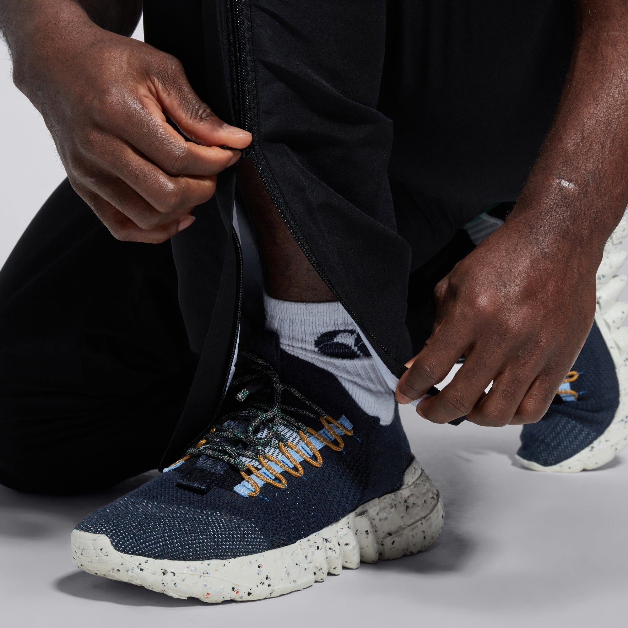 space hippie black wheat on feet