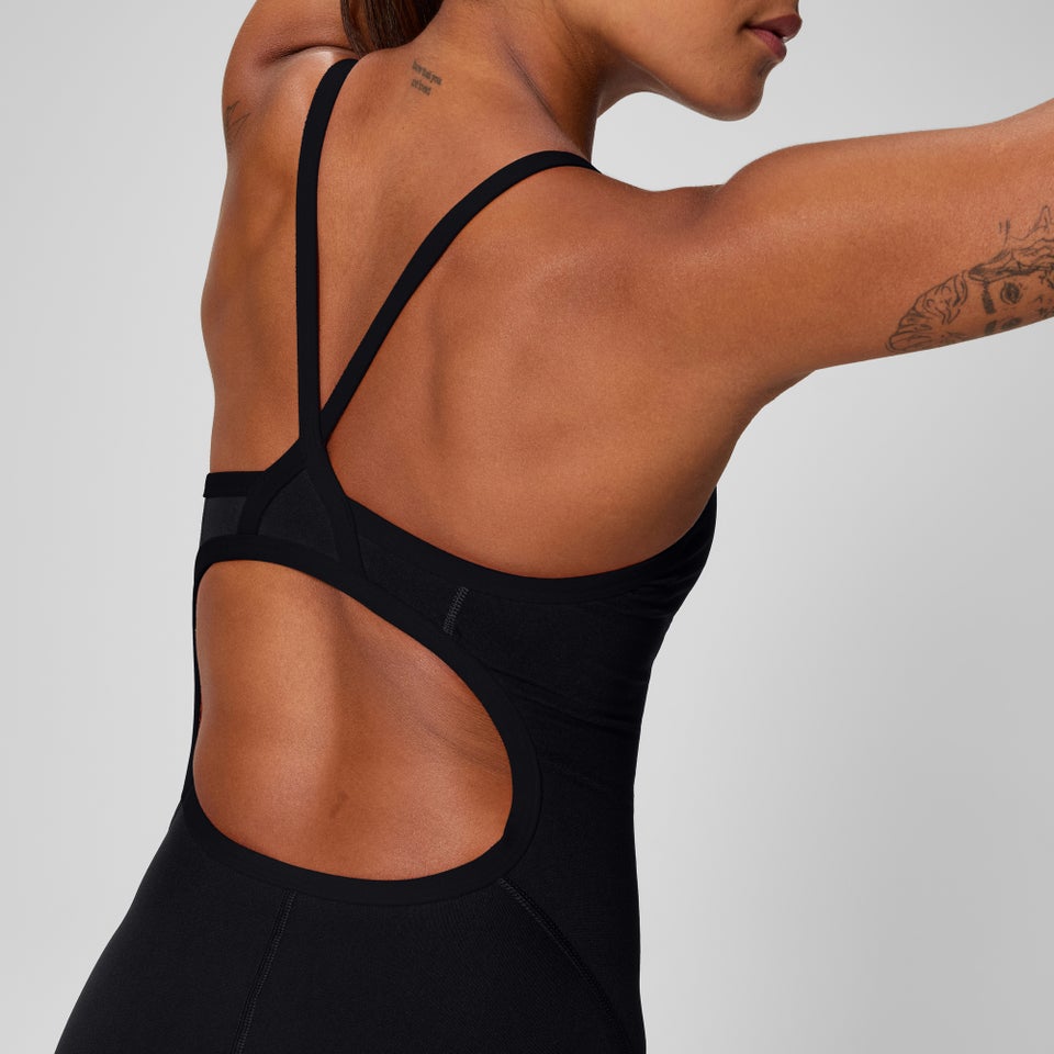 Maillot d’entraînement une pièce couleur unie Flyback Endurance+ pour femmes, noir
