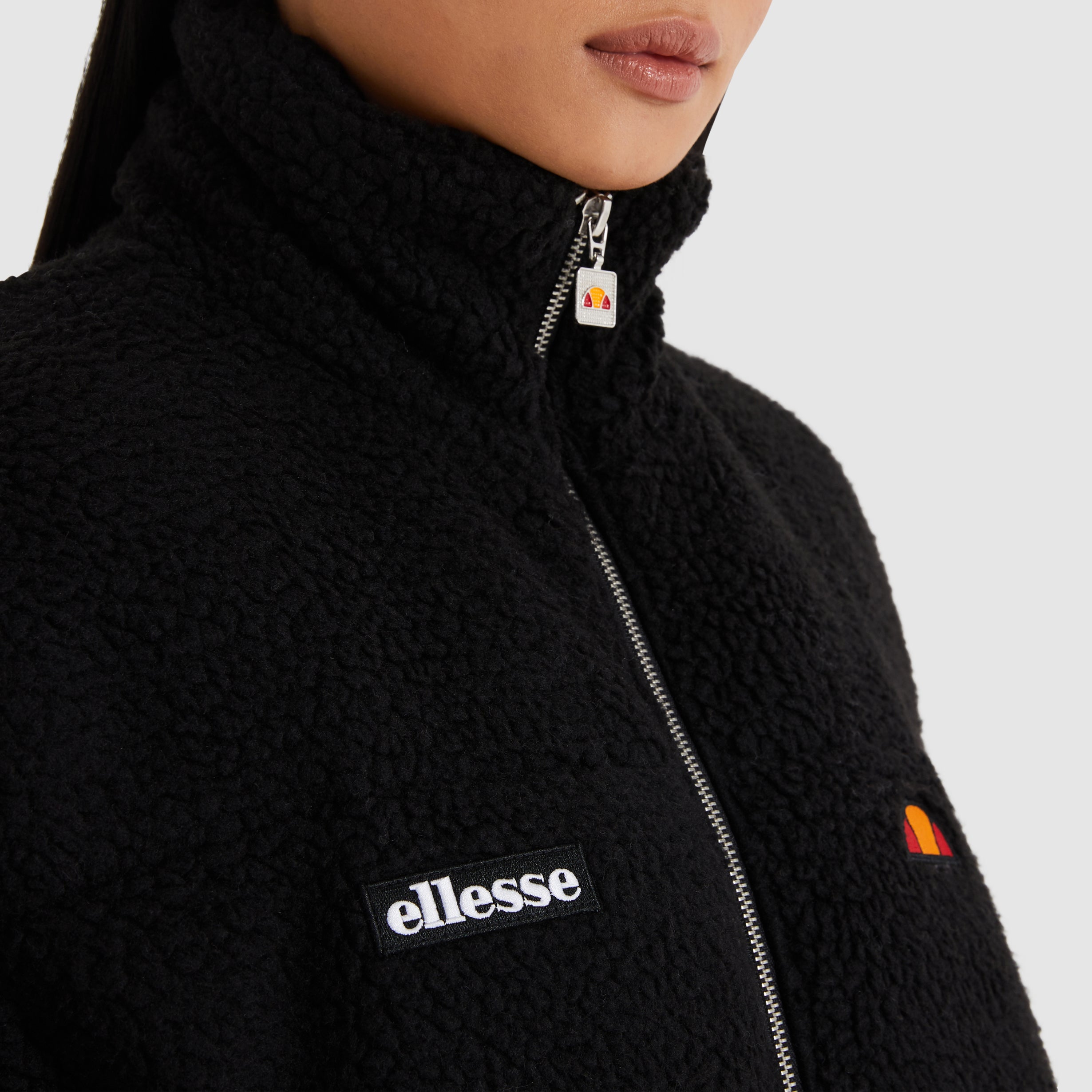 Justine Padded Jacket Black | ellesse UK