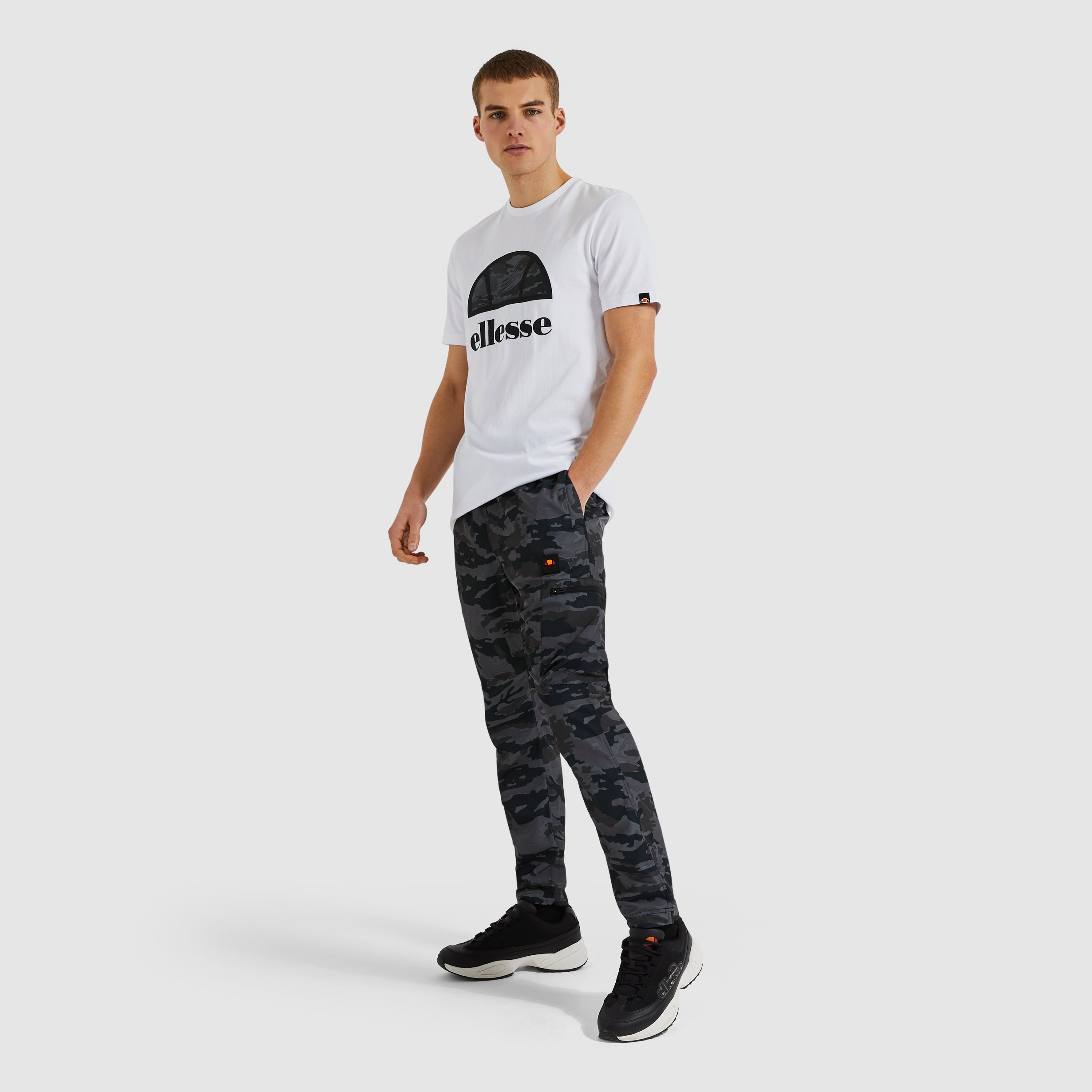 Bergamma Cargo Pants Camo | ellesse UK