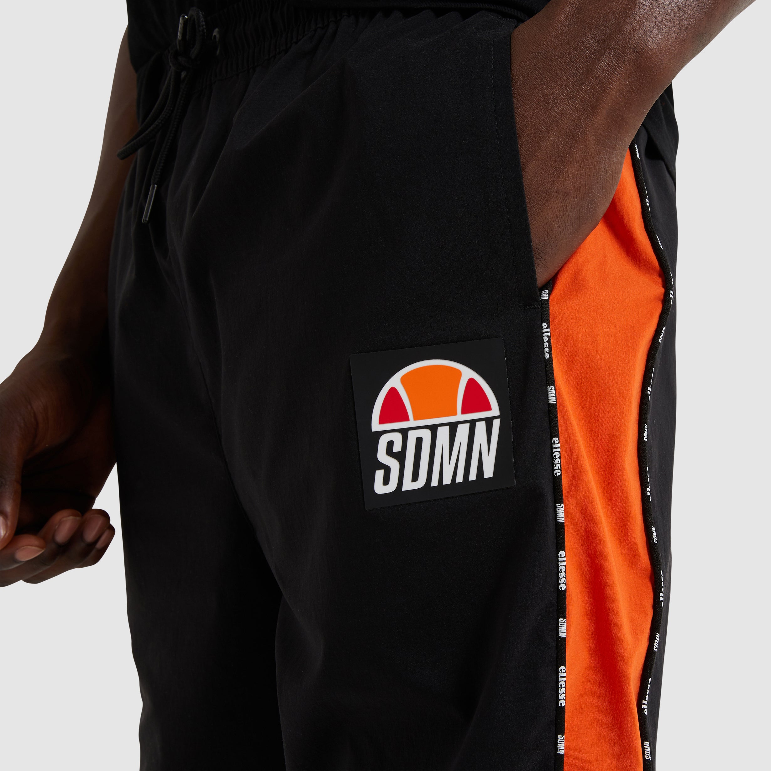 Galassia Track Pant Black | ellesse UK