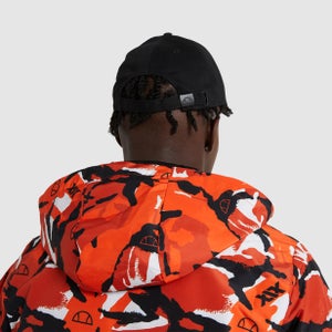 Lineare Cap Am Black