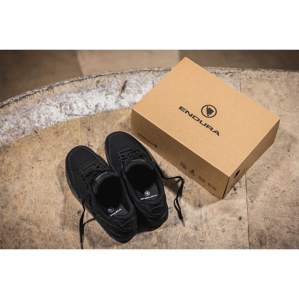Hummvee Flat Shoes - Black