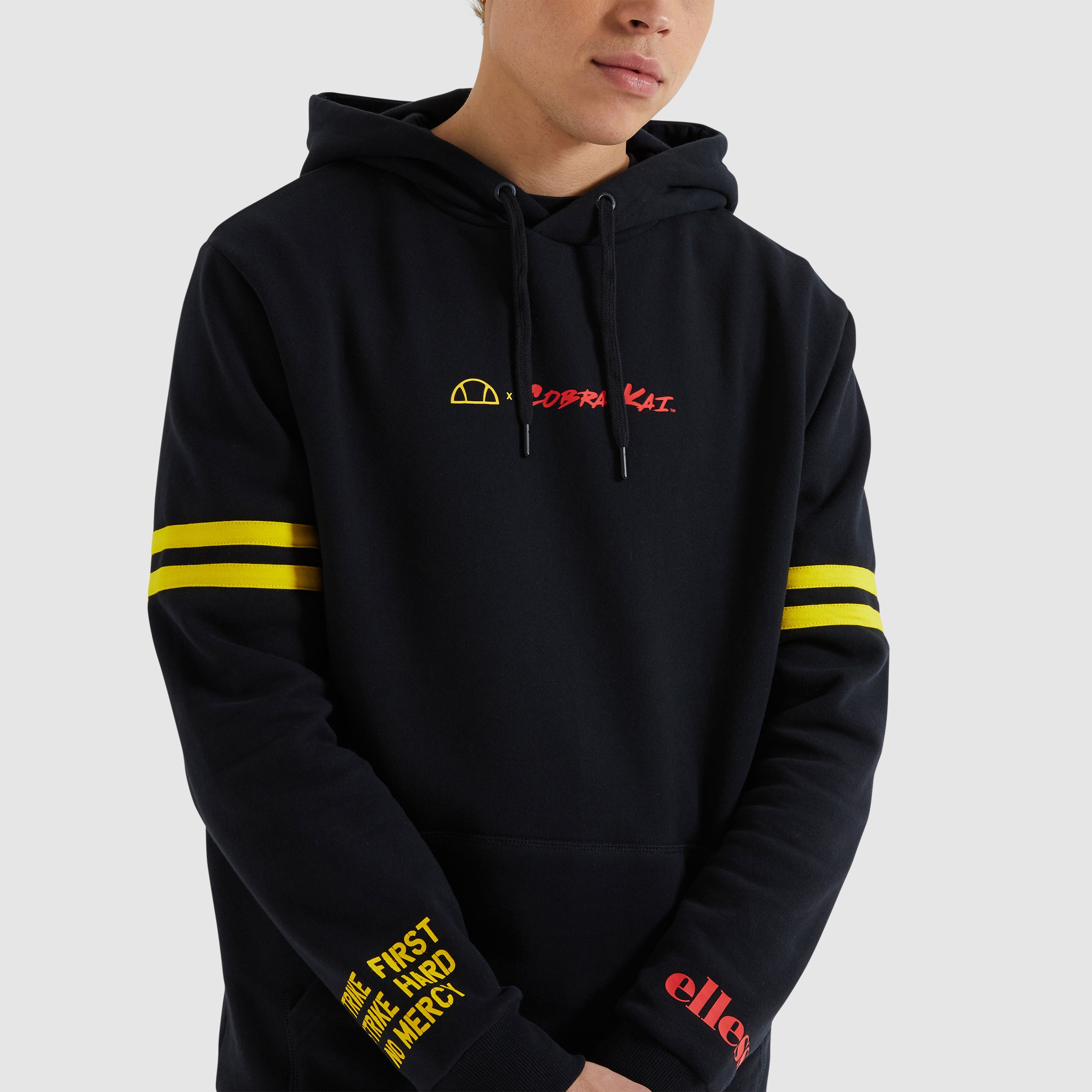 Men's Armadio OH Hoody Black | ellesse UK