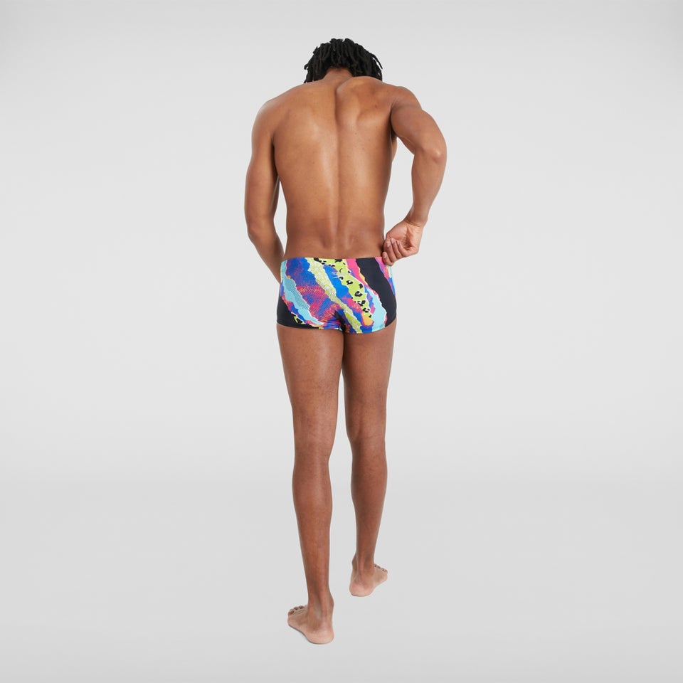 Herren Allover V-Cut 17 cm Badehose Schwarz/Grün