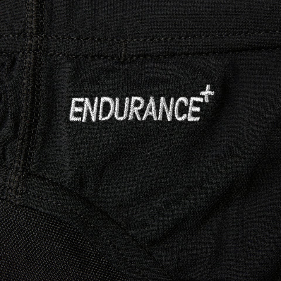 Endurance+ Badehose 7 cm Schwarz für Herren