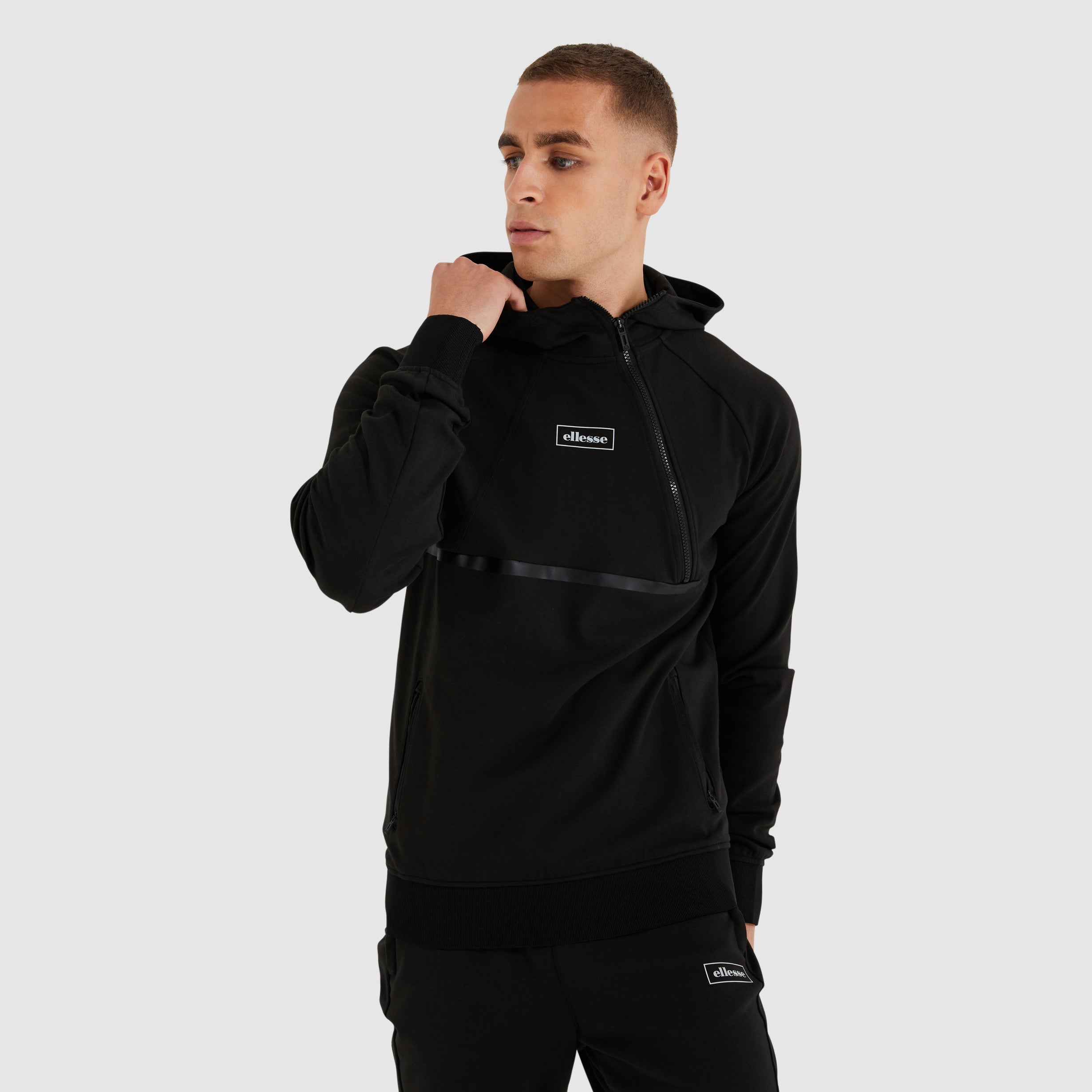 Men's Matteori 1/2 Zip Hoody Black | ellesse UK