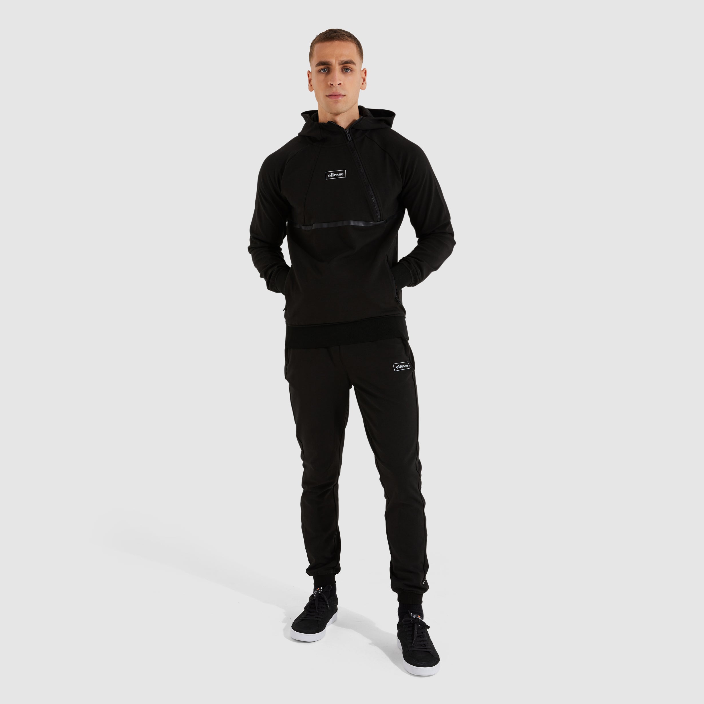 Men's Matteori 1/2 Zip Hoody Black | ellesse UK