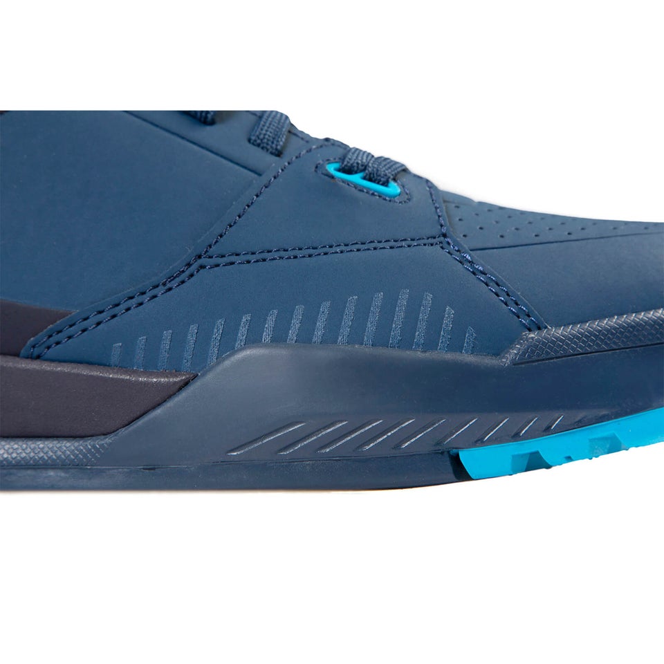 MT500 Burner Clipless Shoes - Navy