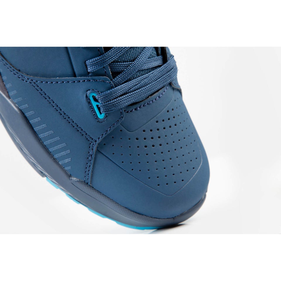 MT500 Burner Clipless Shoes - Navy