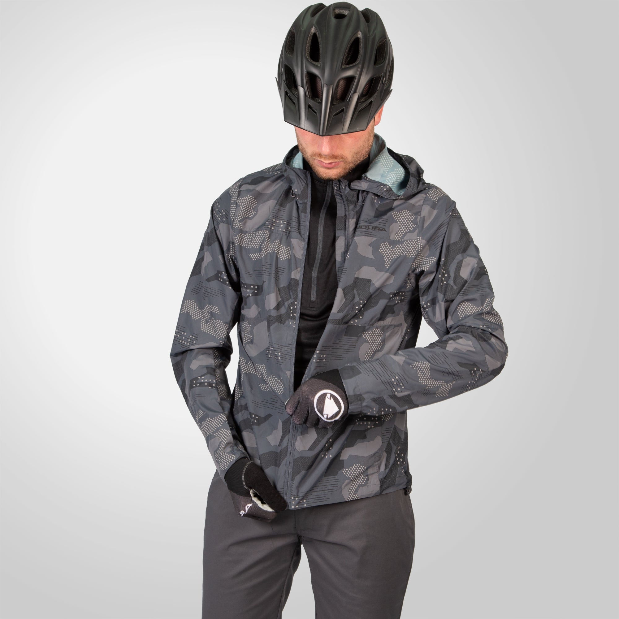 Men's Hummvee Windproof Shell Jacket - Gray Camo | Endura US