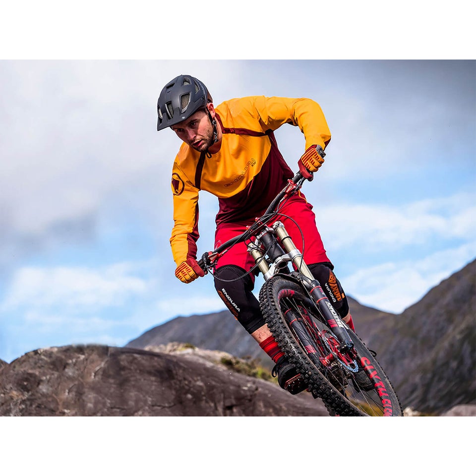 Men's MT500 Spray Shorts - Cayenne