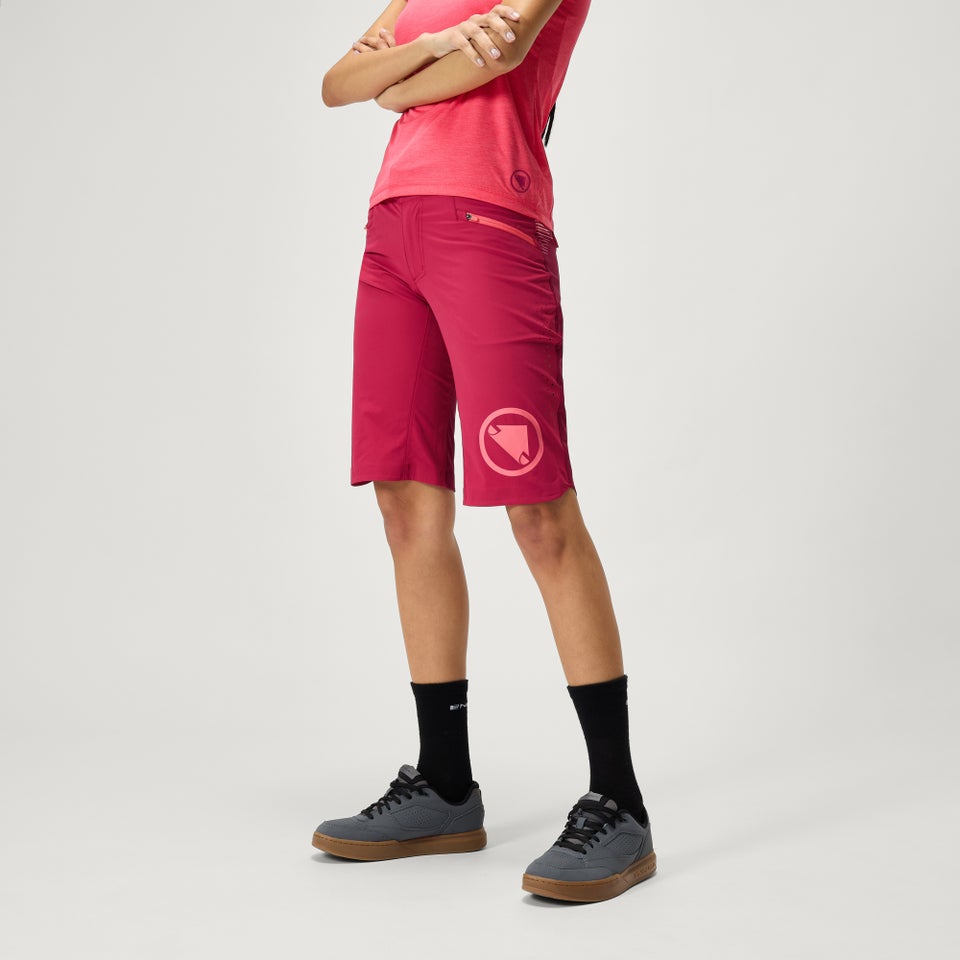Women's SingleTrack Lite Shorts - Berry
