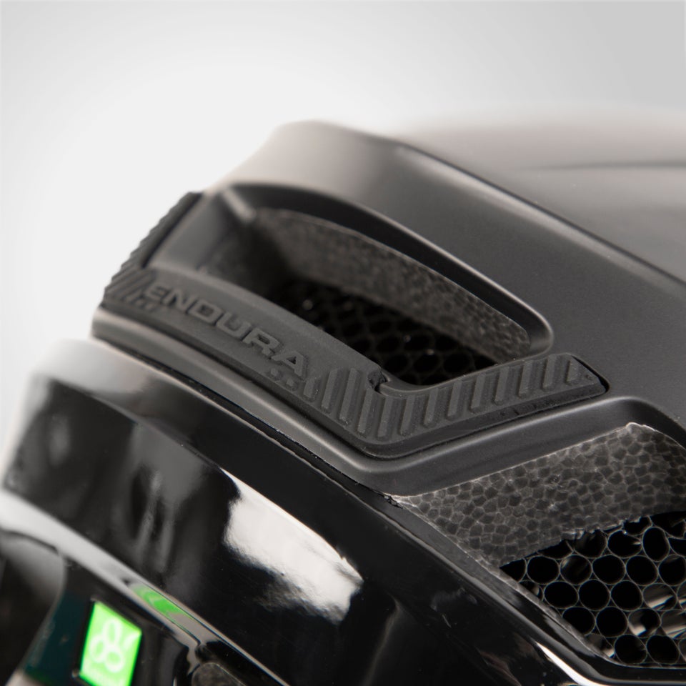 MT500 MIPS® Helm - Schwarz