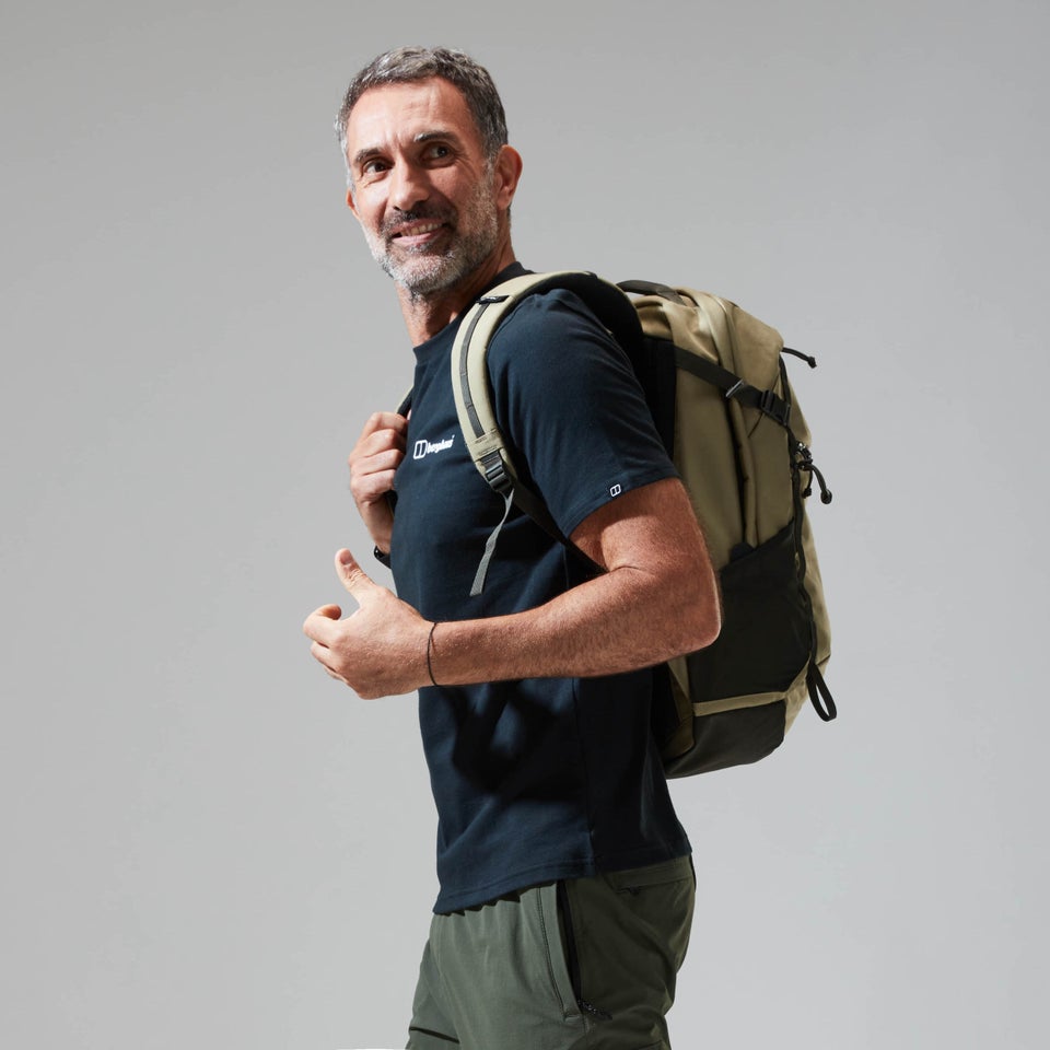 Men's Snowdon Colour Logo Short Sleeve Tee Black