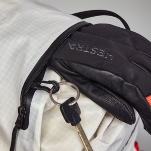 Unisex MTN Seeker 32 Short - Grey