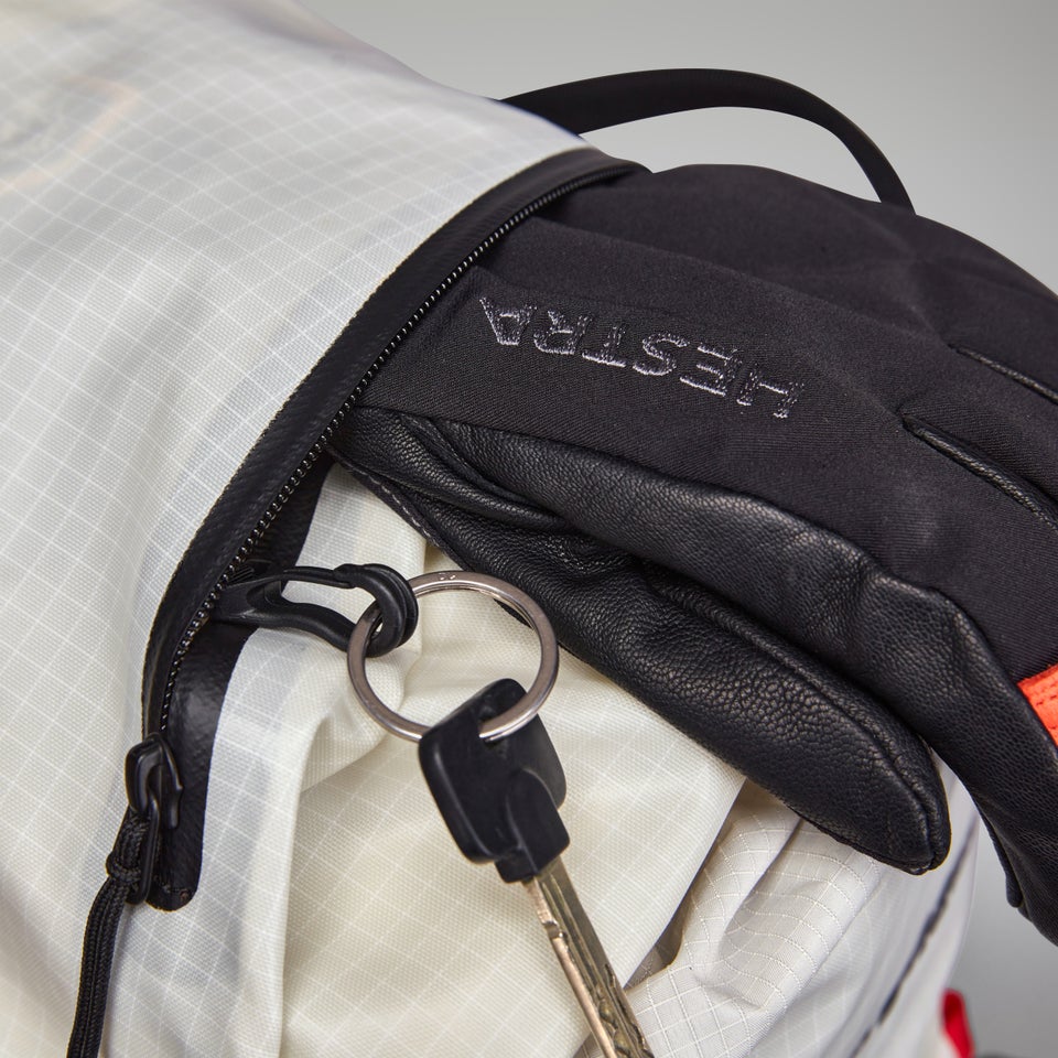 Unisex MTN Seeker 32 Short - Grey