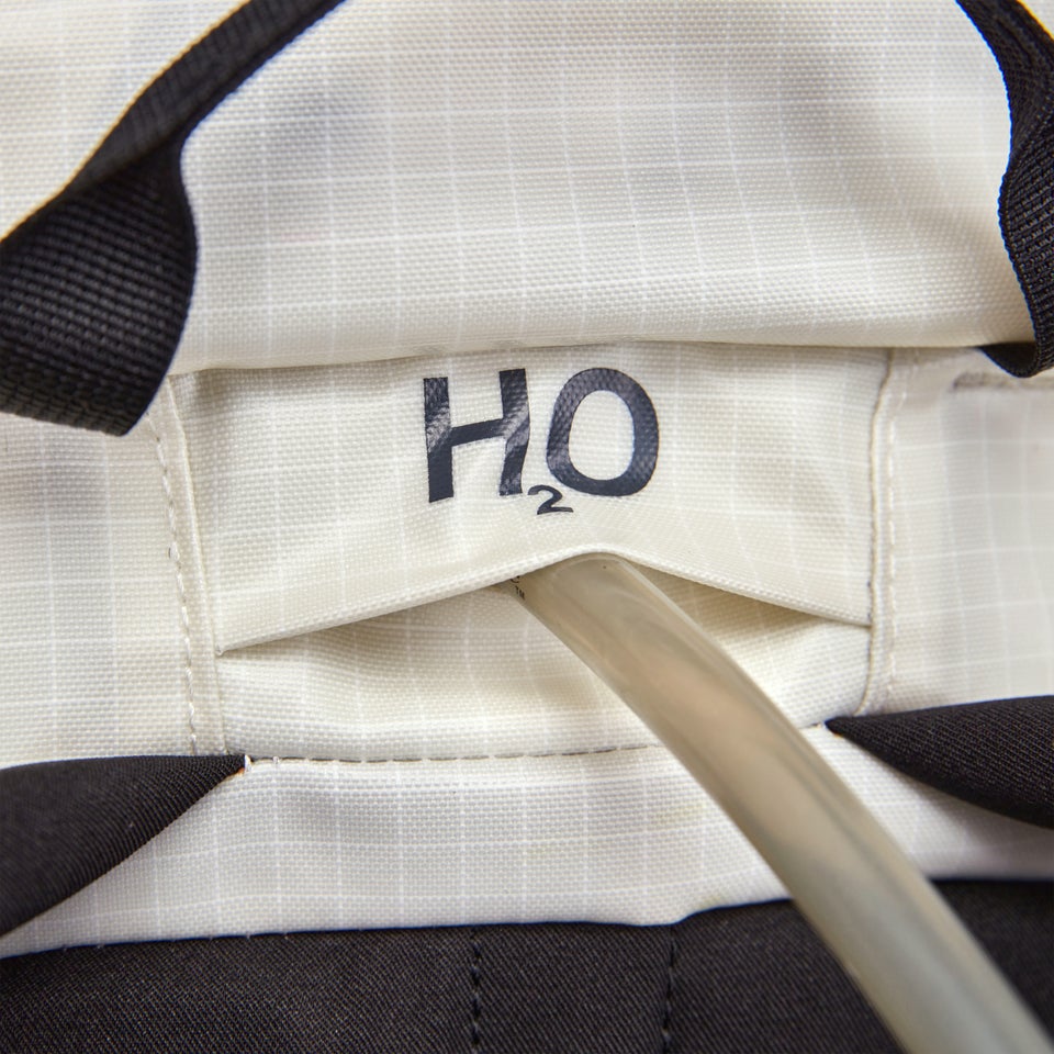 MTN Seeker 32 - Grau