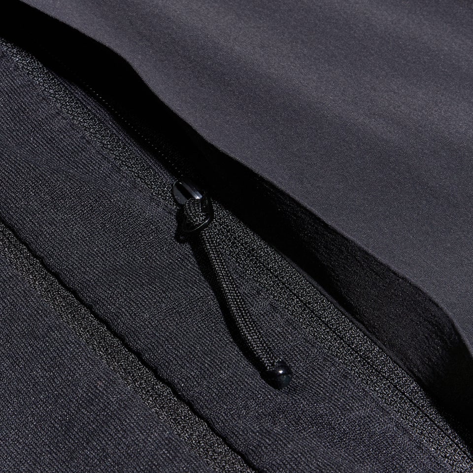 Men's MTN Arete LB Half Zip - Black