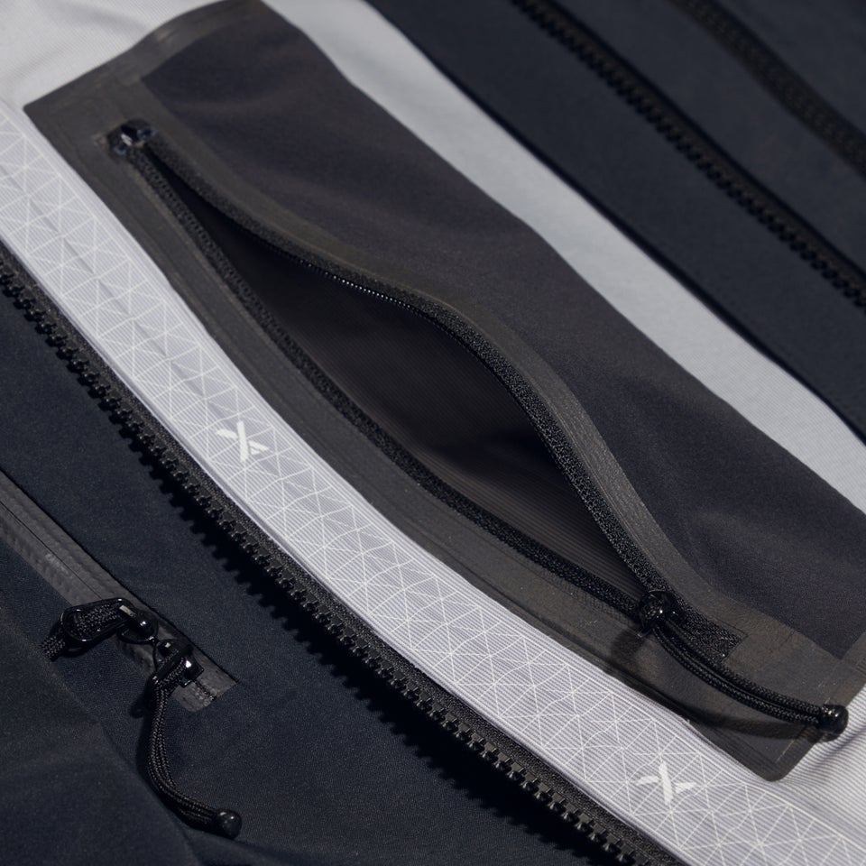 Women's MTN Seeker Gore-Tex Jacket - Black