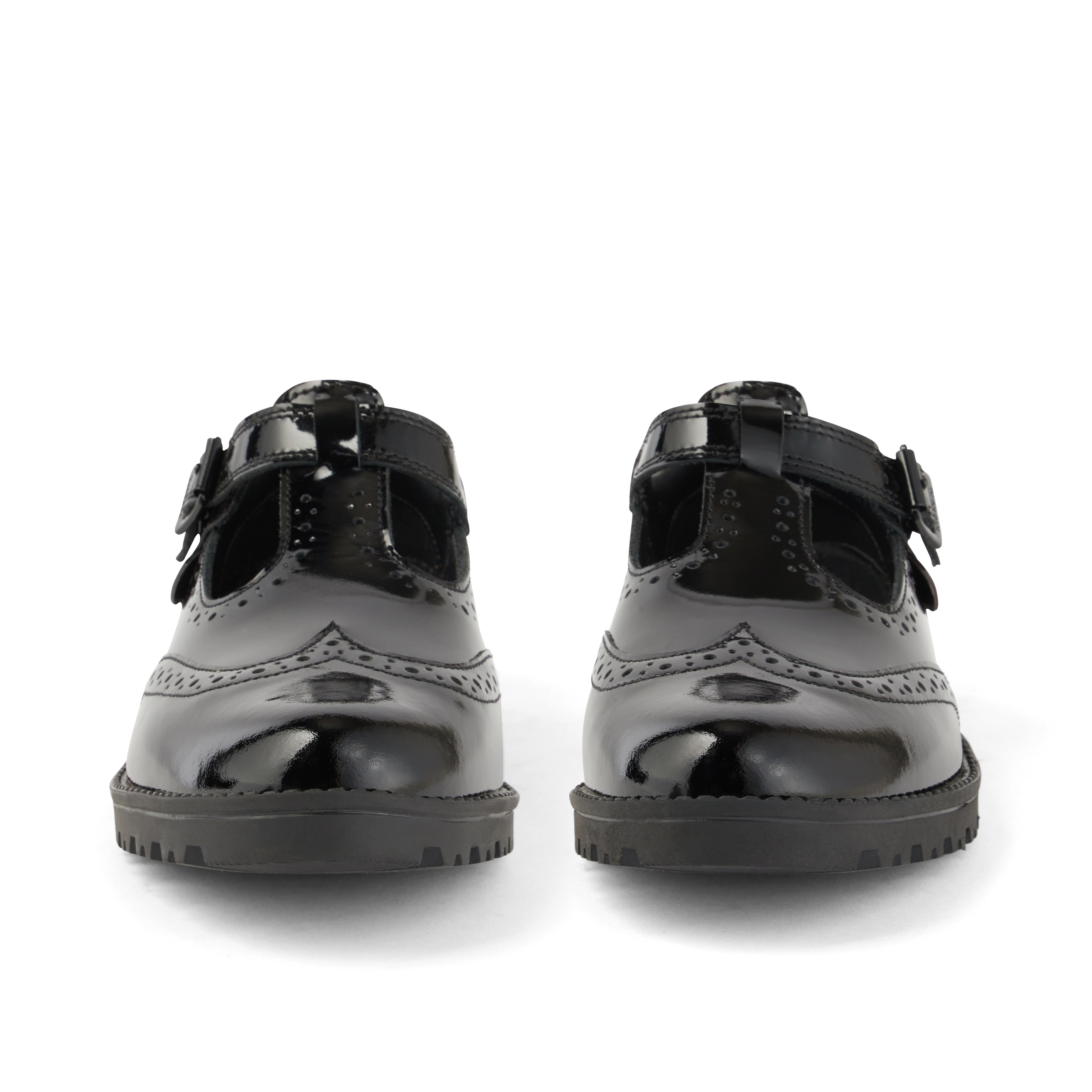 Kickers Lachly Heart T-Bar Schuhe – Lackleder Mit Herz-Detail – Bequeme Kragen-Polsterung – Für Baby-Mädchen