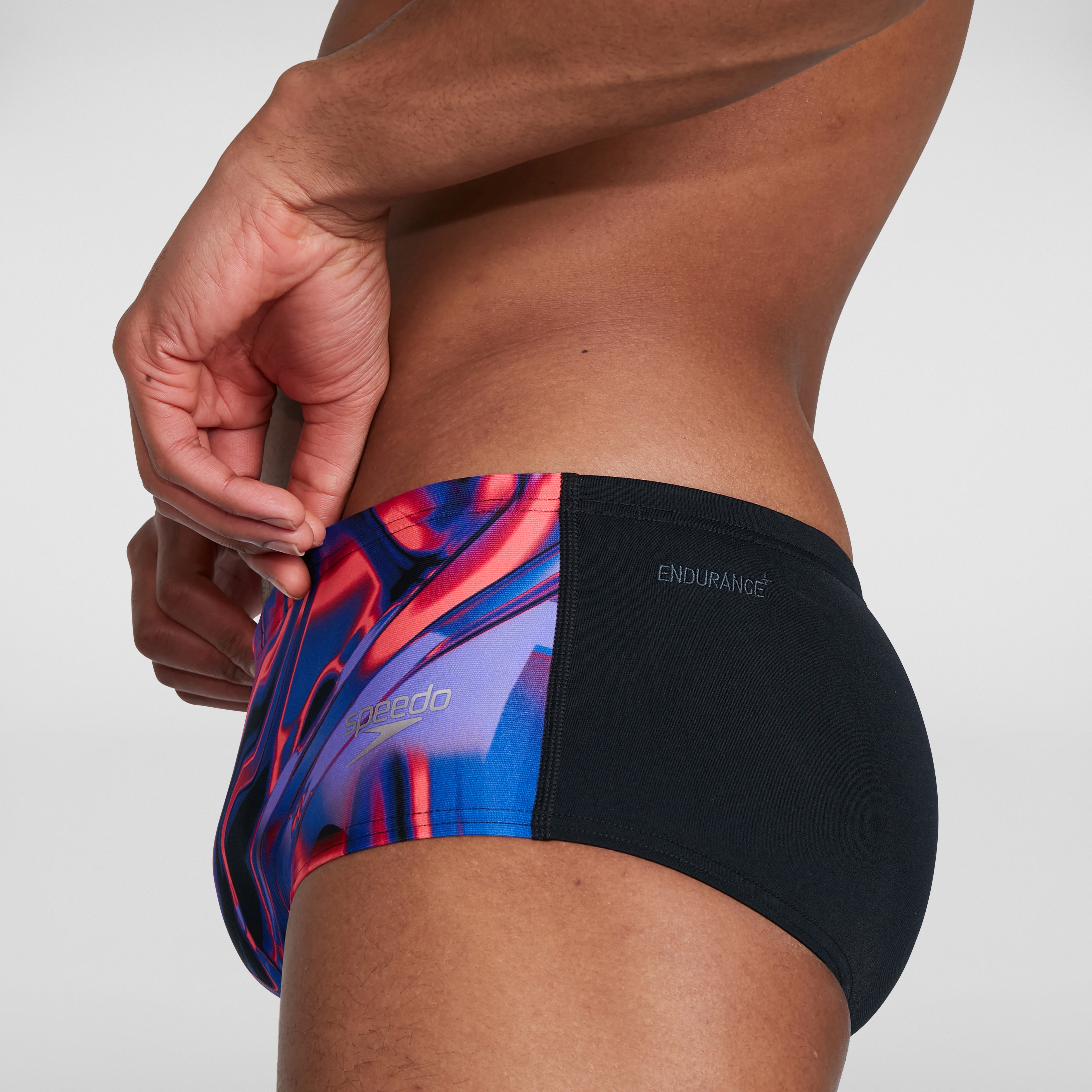 Men's Allover Digital 5.5" Brief Black/Red